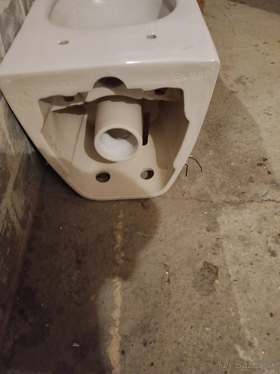 Závesné wc Laufen