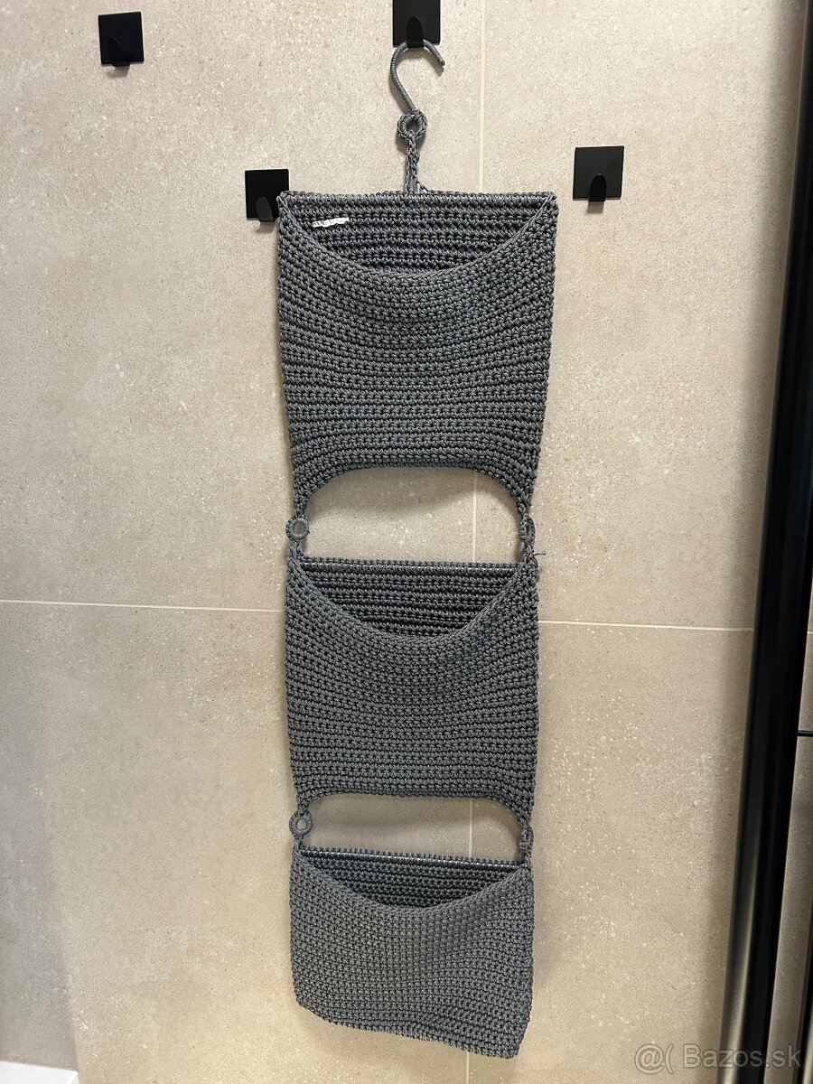 Zavesny organizer