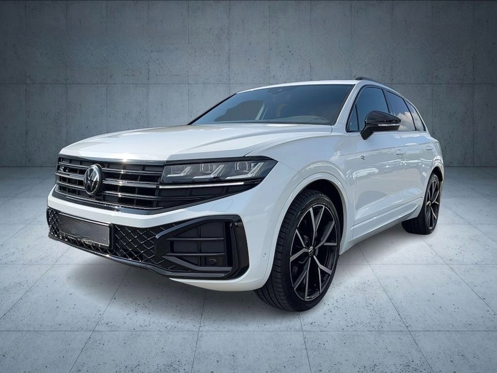 Volkswagen Touareg R-Line Black Panorama Matrix AHK ACC Nav