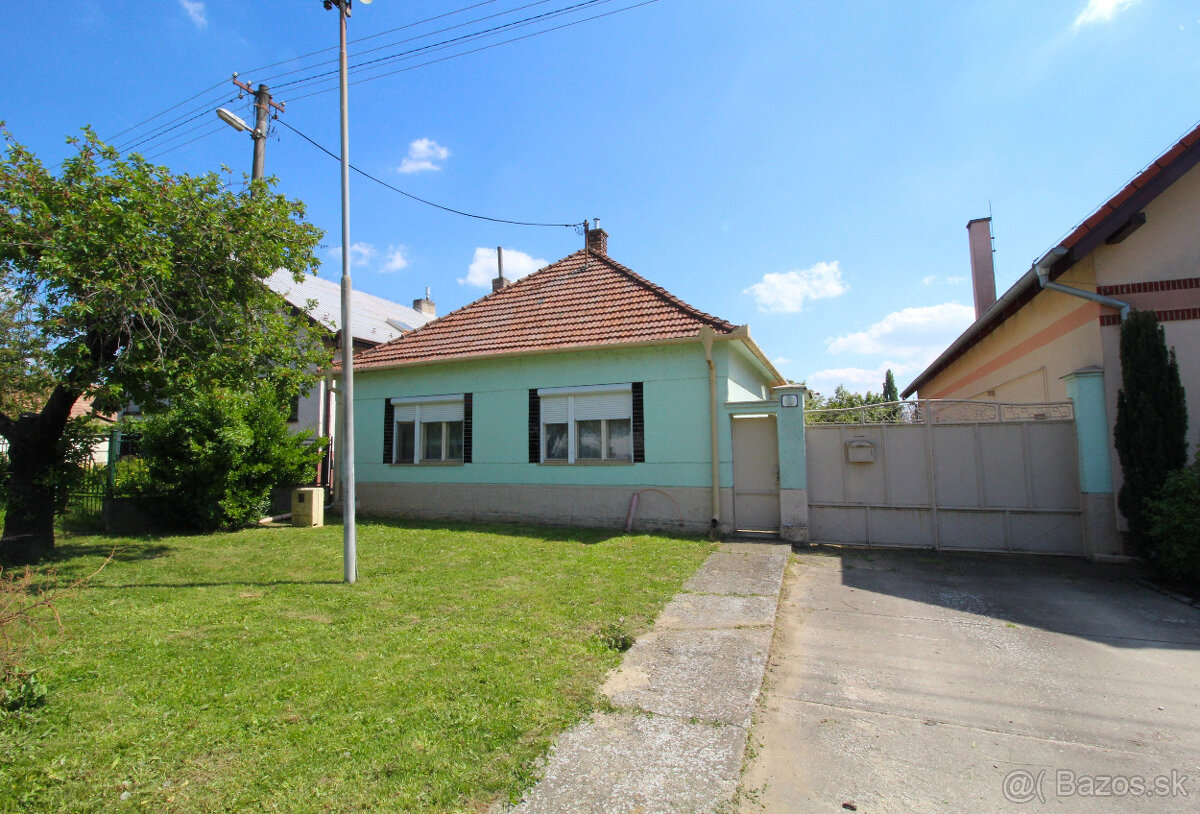 EXKLUZÍVNE Predaj rodinný dom Veľká Mača