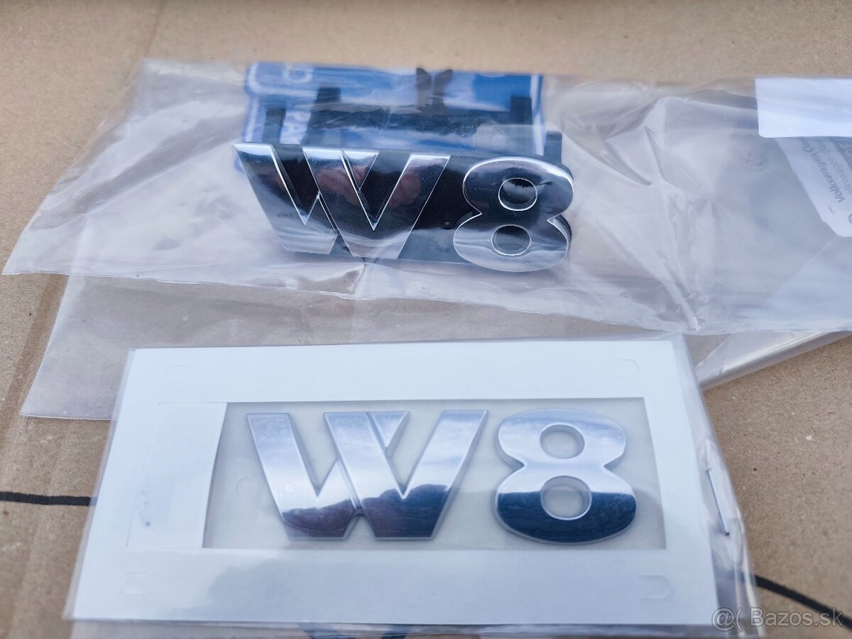 Znak W8 Passat B5.5