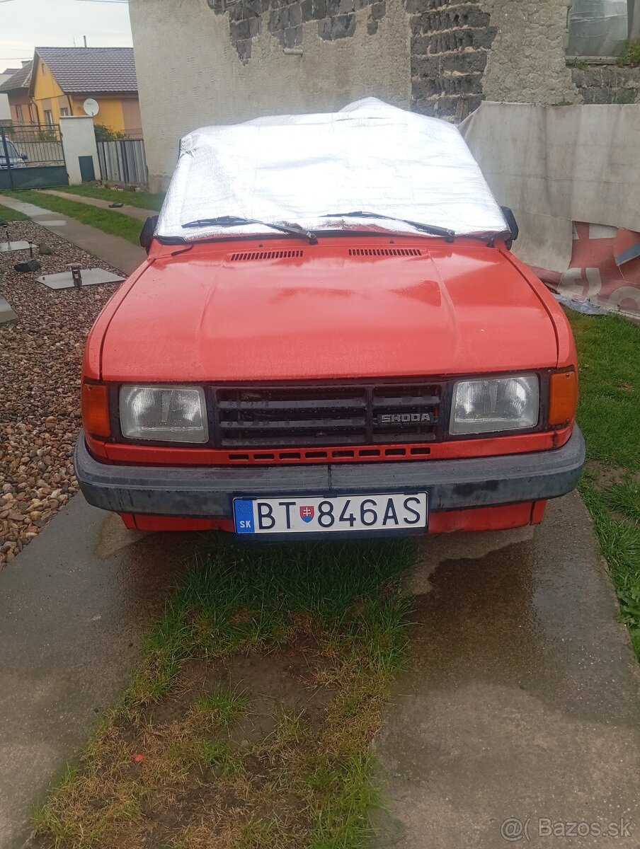 Škoda 120L