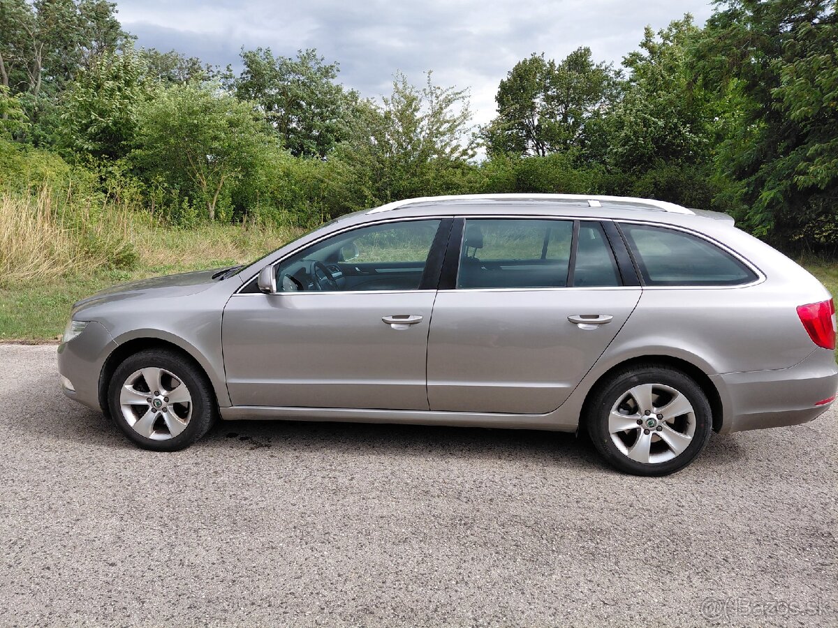 SKODA SUPERB 2.0 TDI COMBI