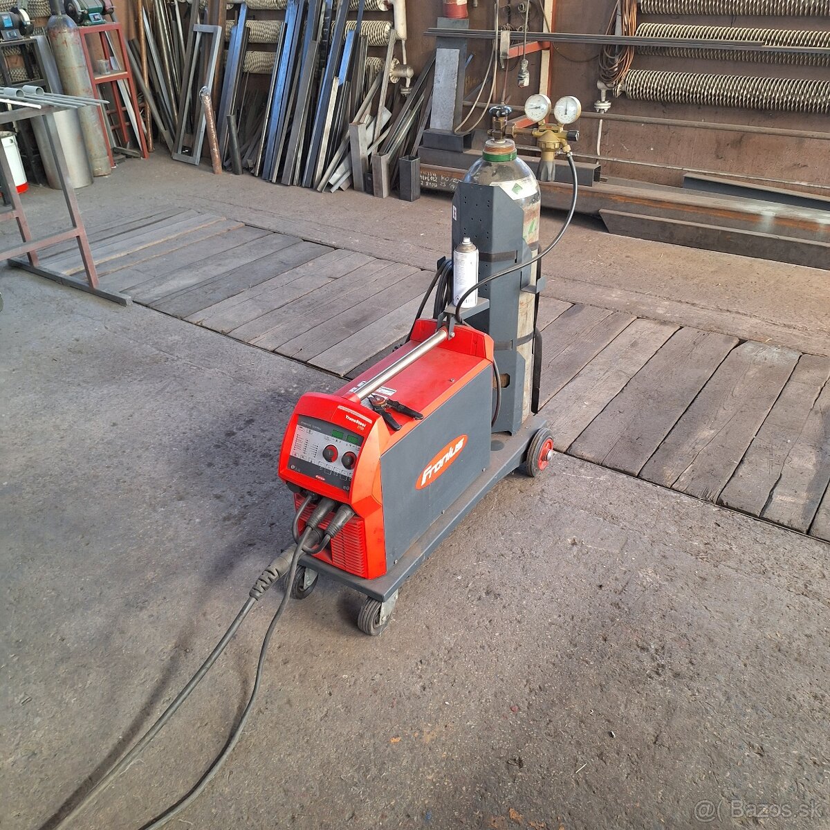 Predám Zváračku Fronius transsteel 2700