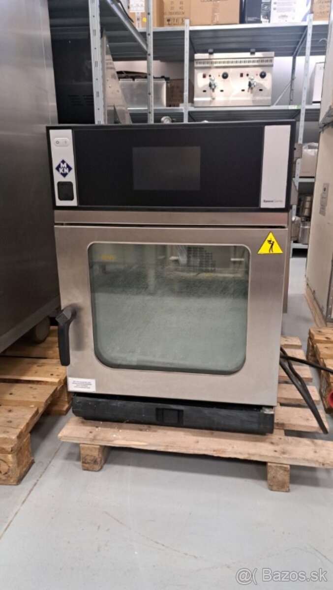Elektrický konvektomat MKN SpaceCombi