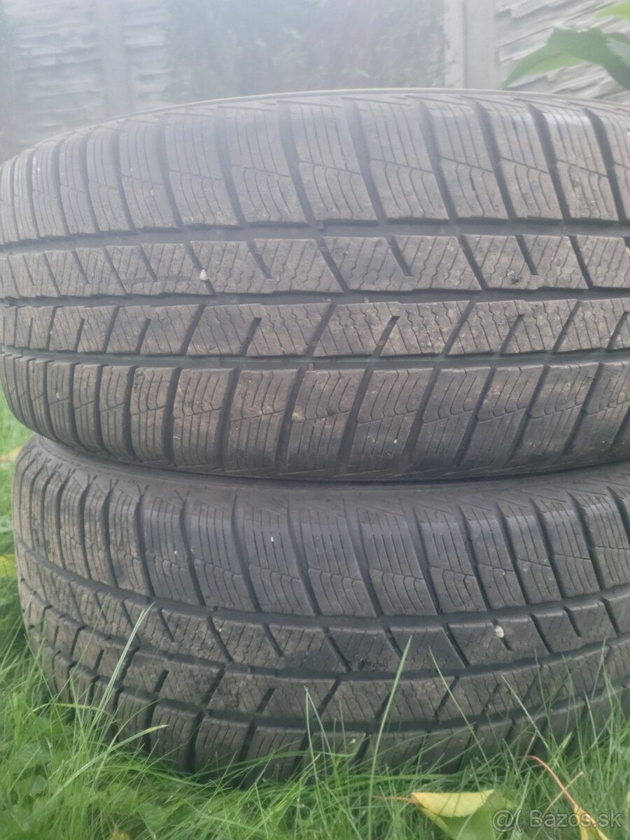 Predám 2ks zimné pneumatiky BARUM 215/60 R16