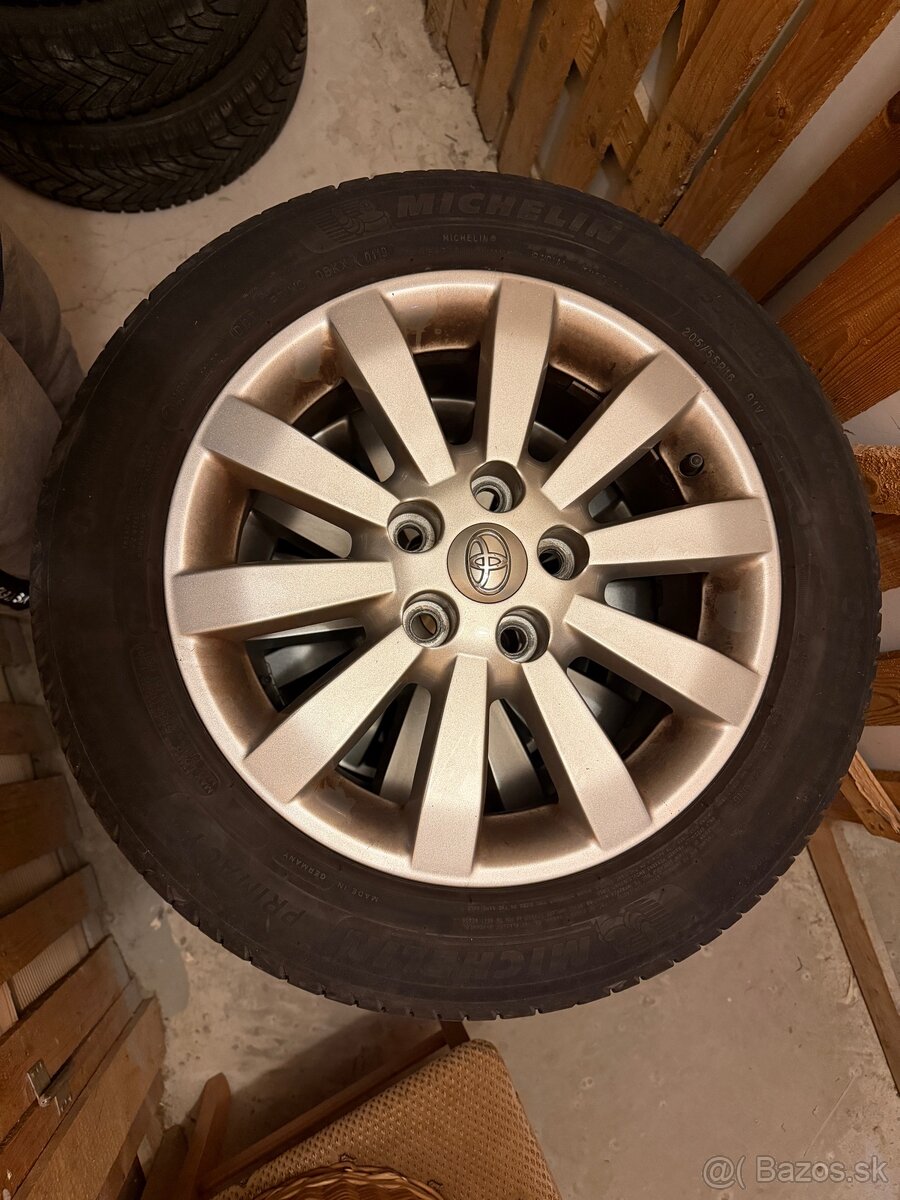 Predám letné Michelin 205.55.R16