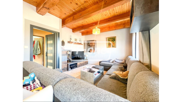 Predaj | Viac-izbový rodinný dom s nadstavbou, Bystrička