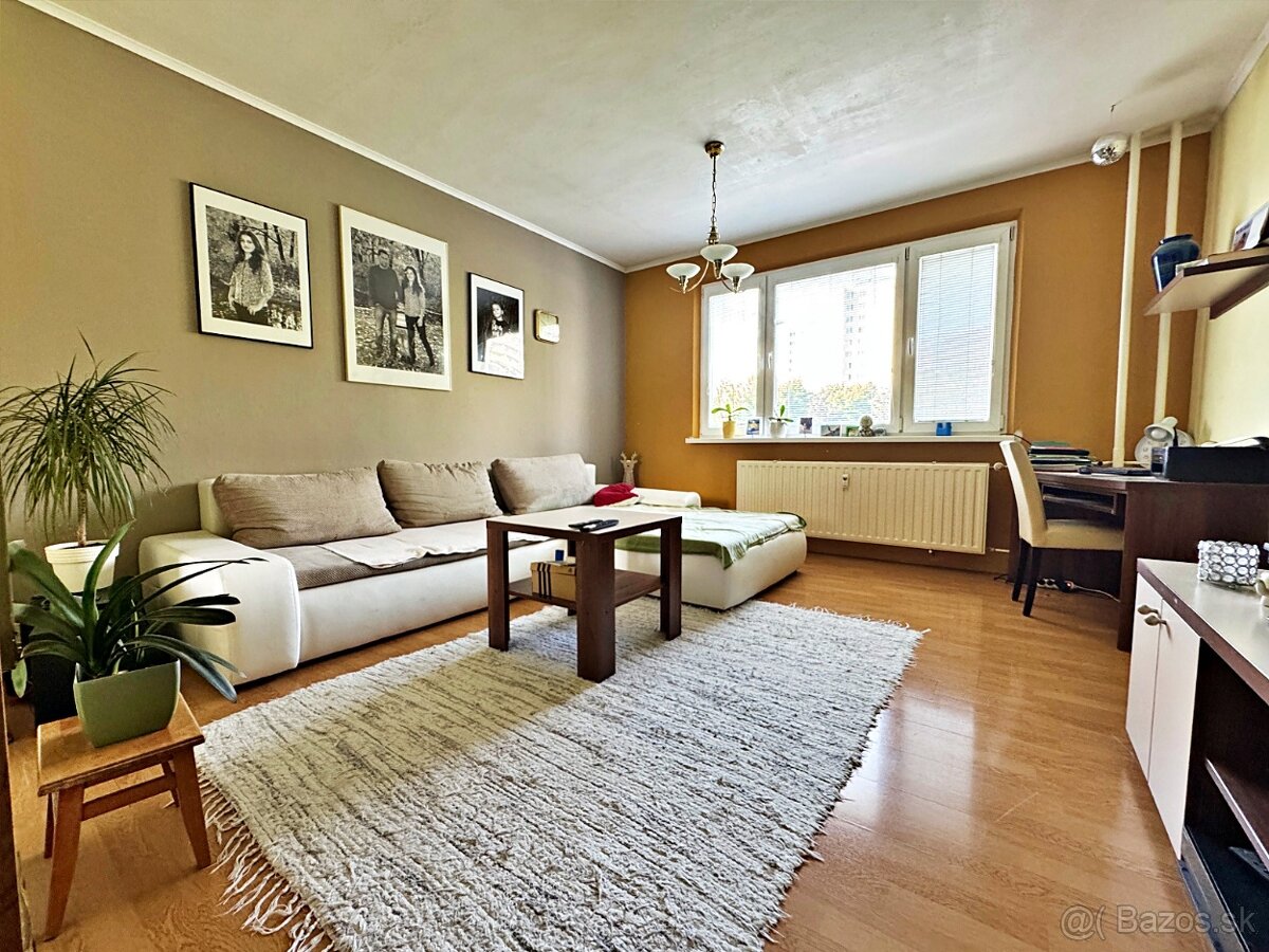 3i - byt 63,80m2 Čordáková ulica 2.p/12 balkón výťah