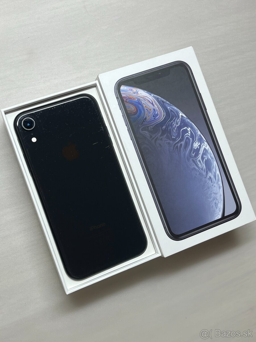 IPHONE XR • 256GB • ČIERNY