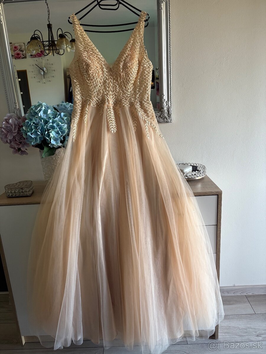 Zlaté spoločenské šaty 40/L