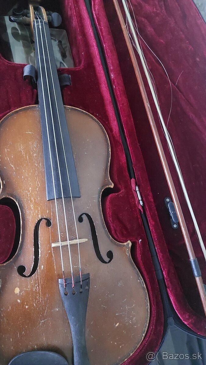 Predam cele husle