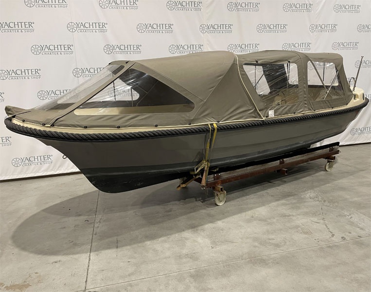 Motorový čln RioMar 615