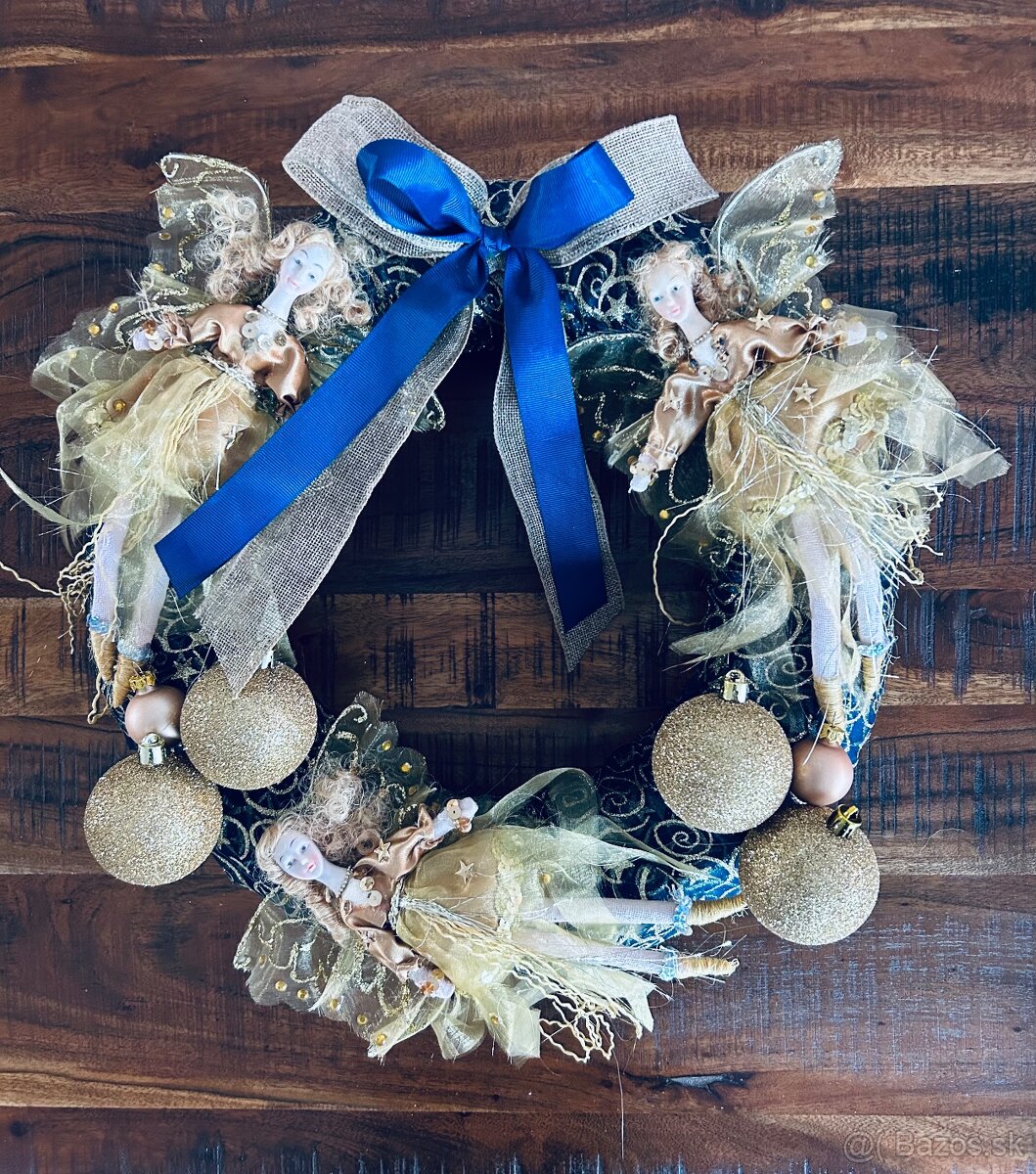 Vianočný veniec na zavesenie 1.