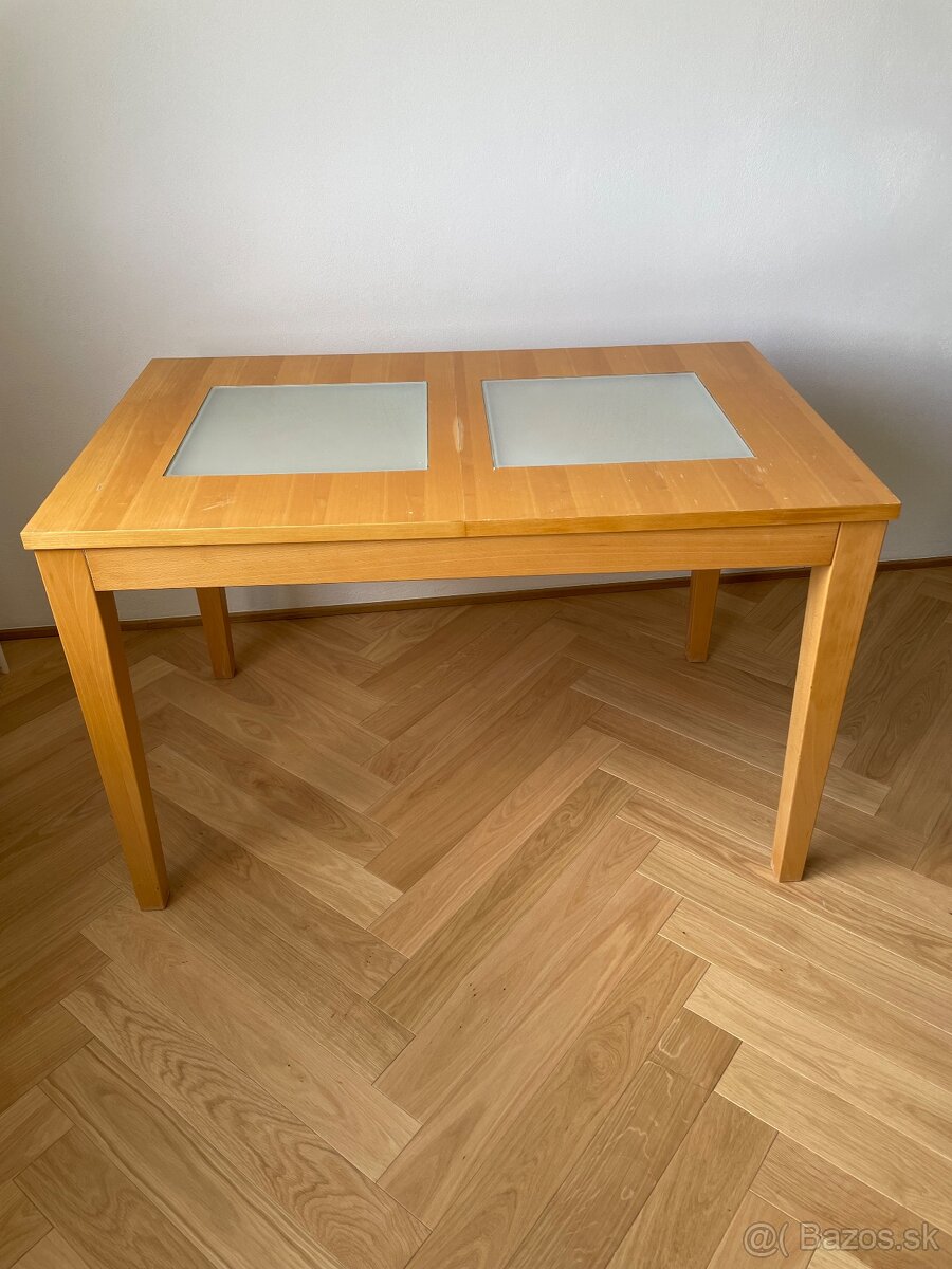 Kuchynský stol