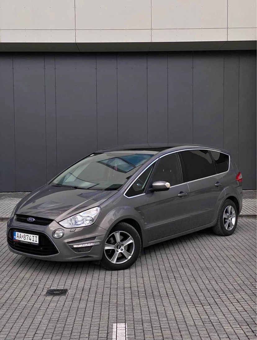 Ford S-MAX 2012