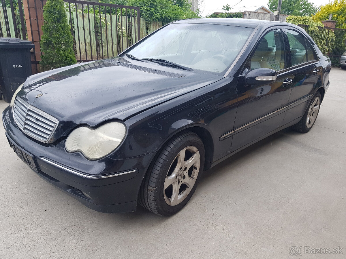 MERCEDES BENZ C200 2,0B 120KW RV.2001