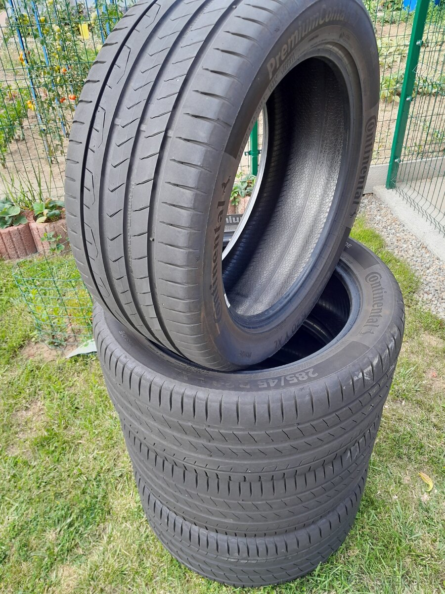 285/45r20 Continental premium contact 7