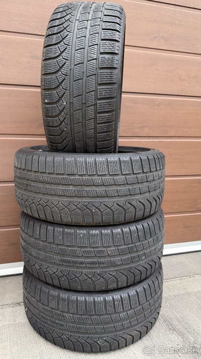 Pirelli Pzero 245/40 R18 zimné