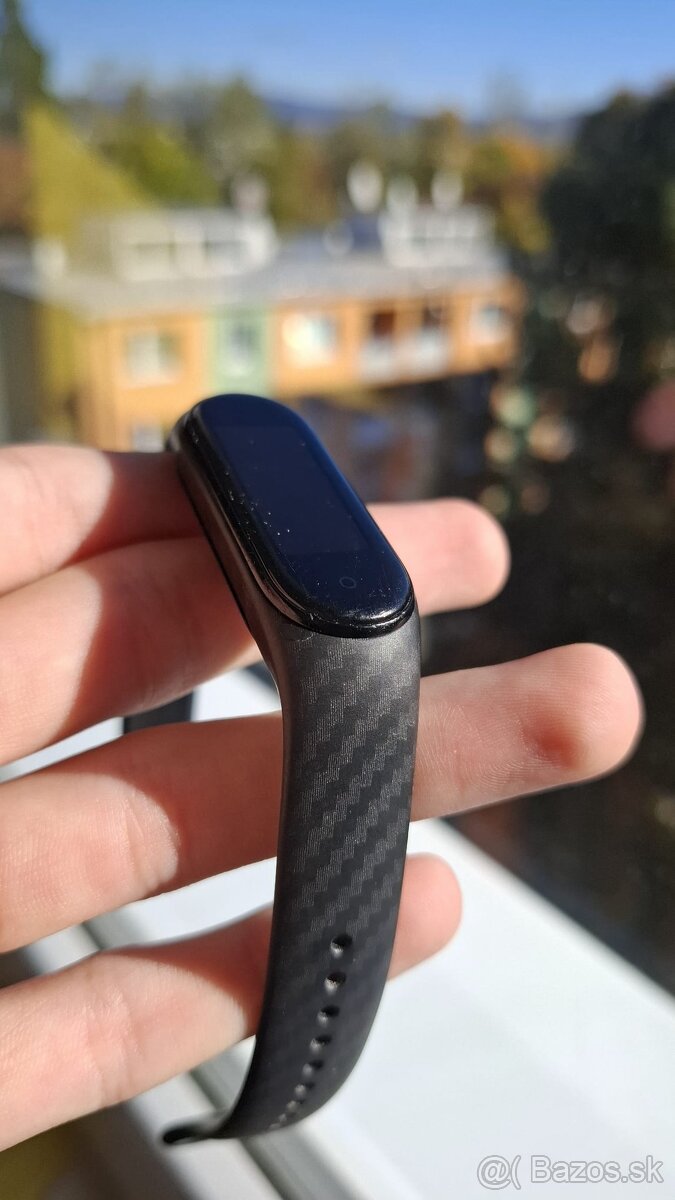 Xiaomi Mi Band 5