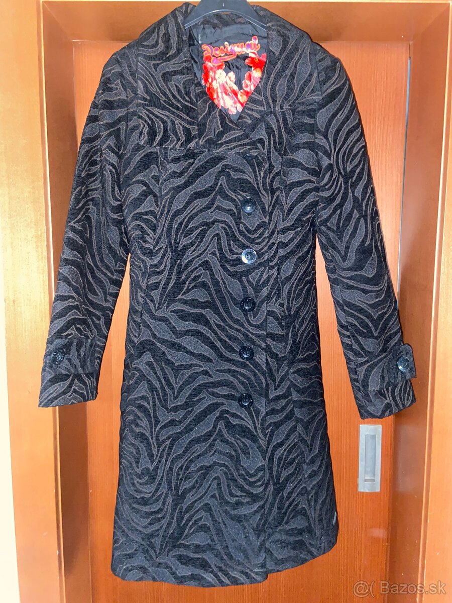 kabat Desigual