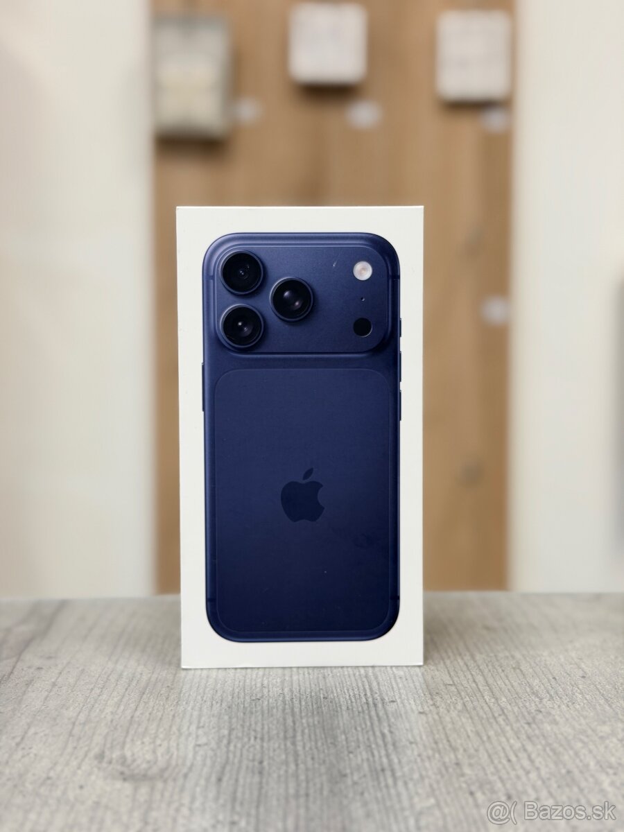 Apple iPhone 17 Pro 256GB Blue