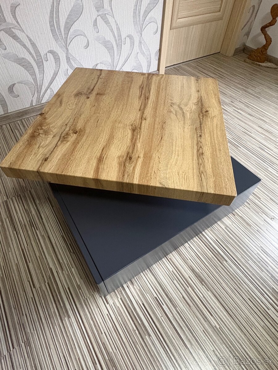 Konferenčný stolík