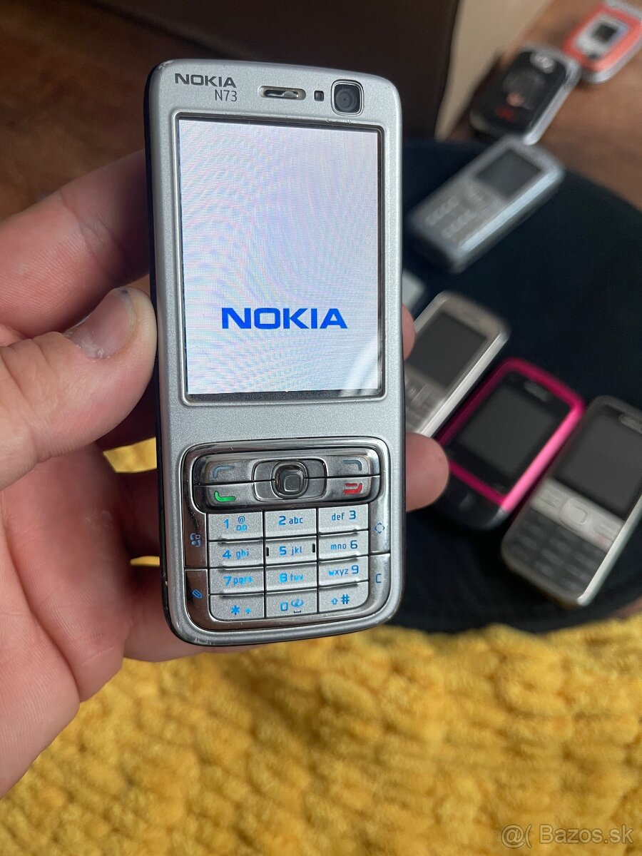 Nokia N73