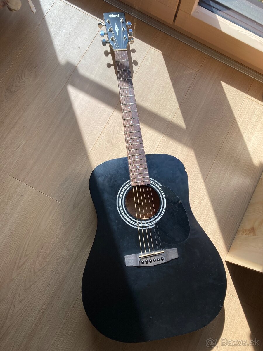 Predam gitaru Cort
