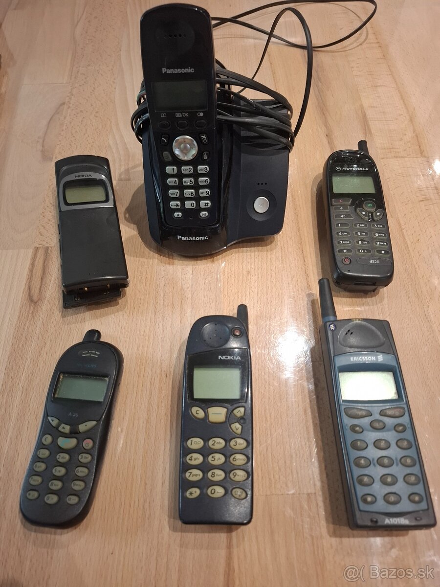 Predám staršie telefóny