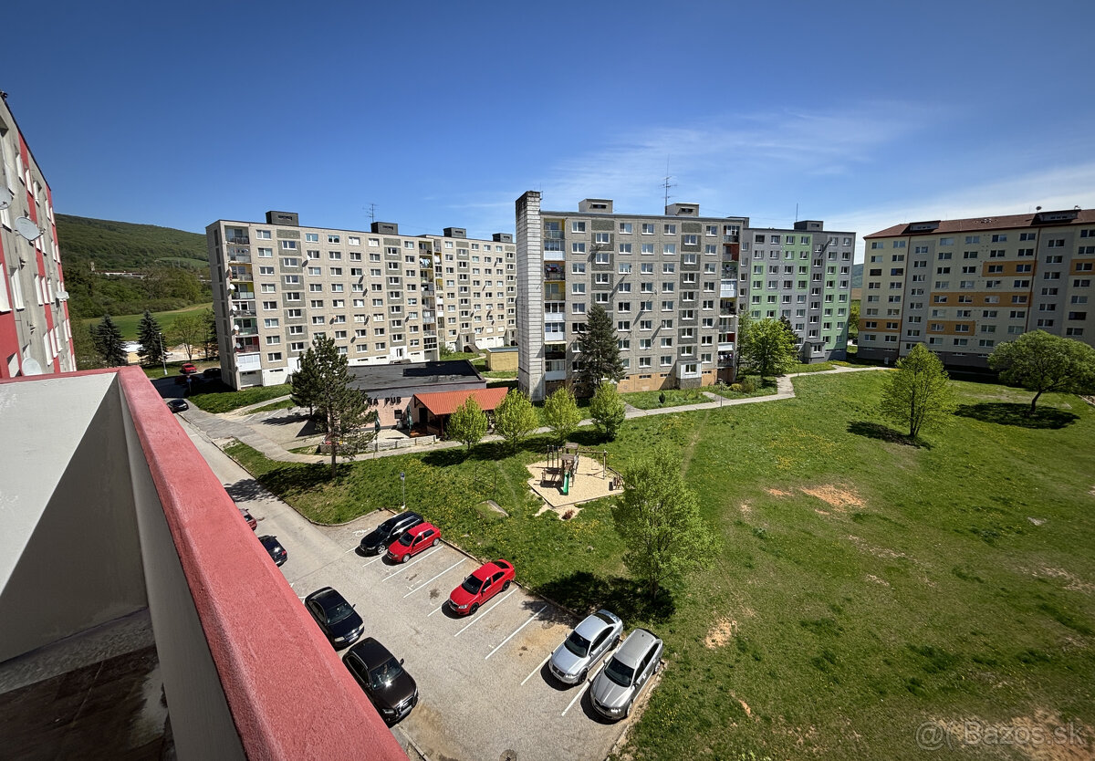 LEN U NÁS Slnečný 3 izbový byt, sídlisko JUH, Rožňava