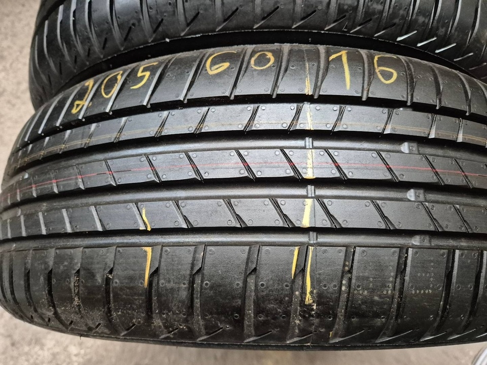 205/60 r16 letné 2 ks BRIDGESTONE z nového auta