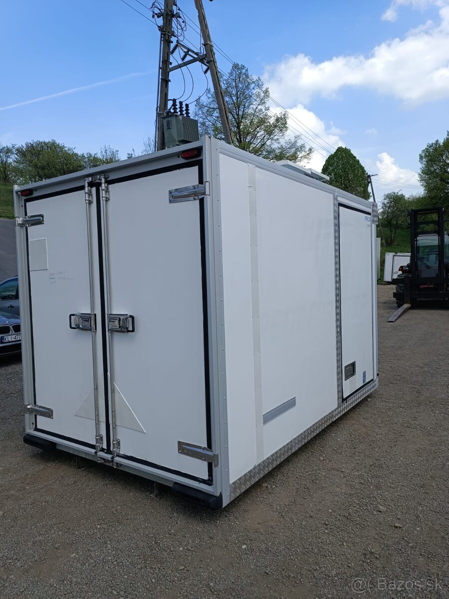 Chladiaci box