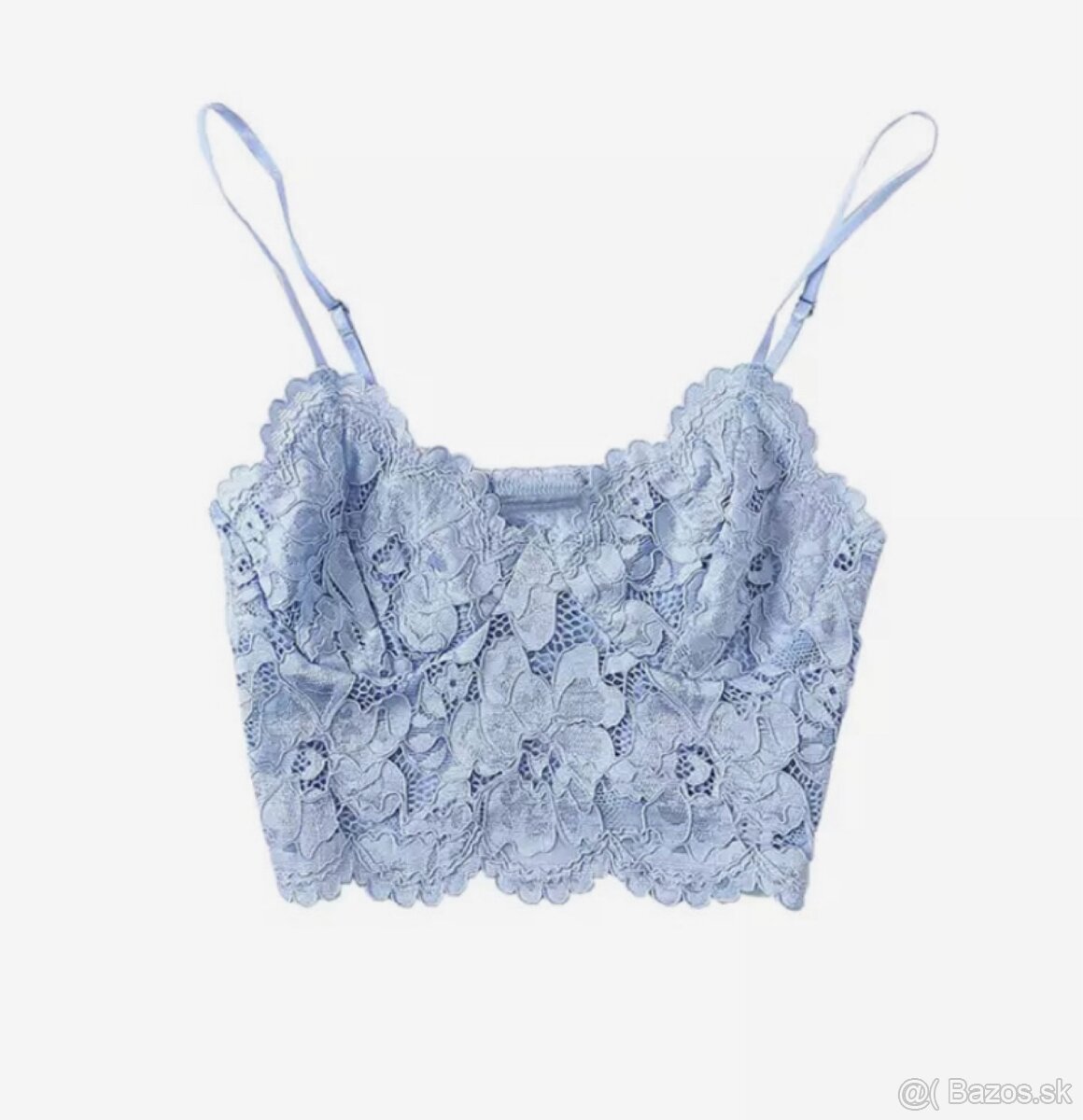 Čipkovany crop top