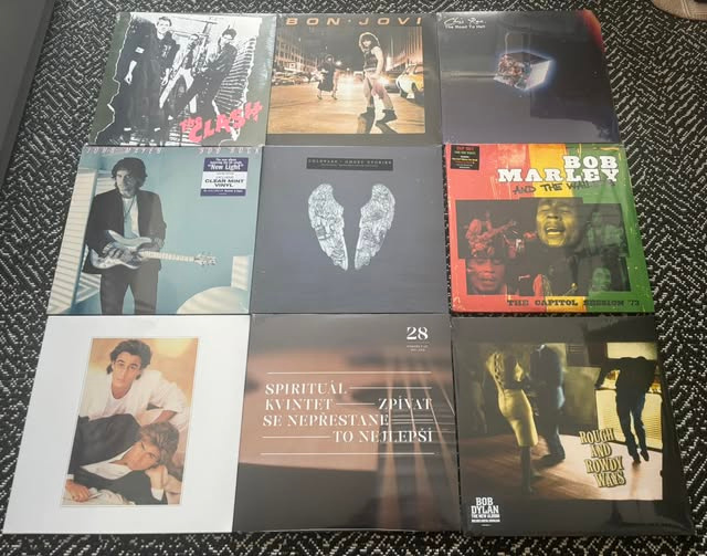 LP platne mix - Clash,Bon Jovi,Chris Rea,Coldplay,John Mayer