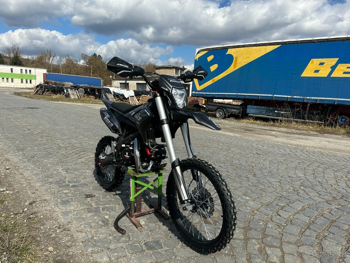 nový nejazdený Pitbike ASIX XB68 140CM3 + El. š