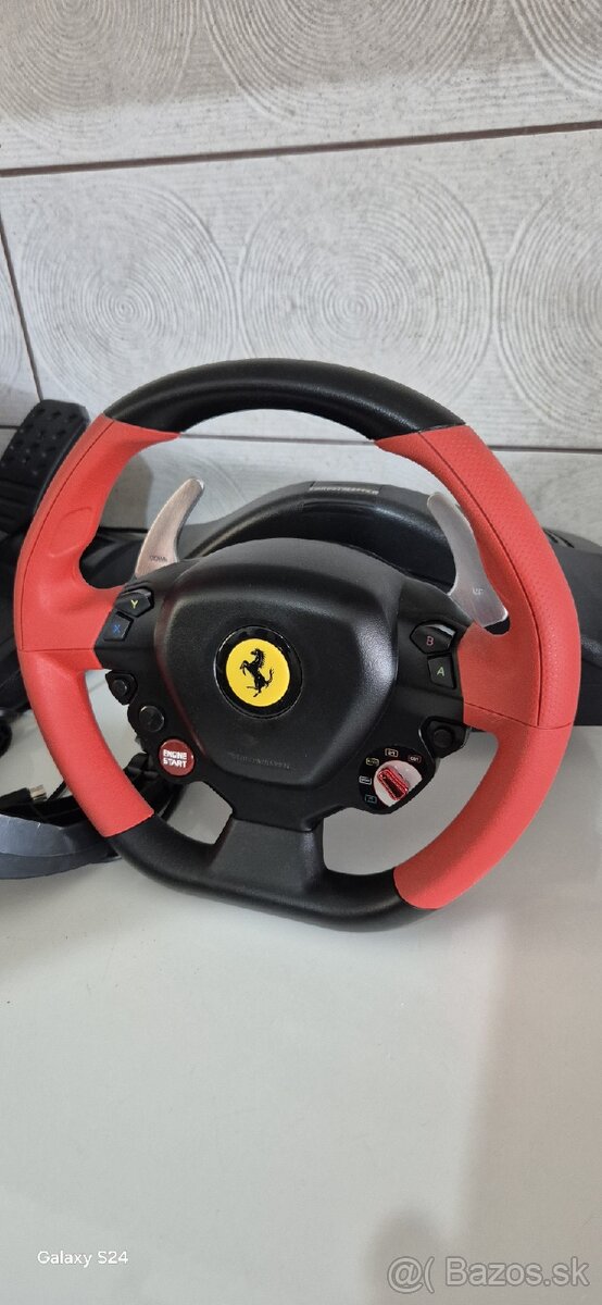 Herný volant Trustmaster 458 spider