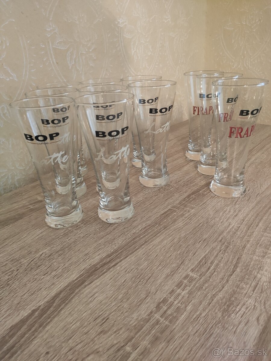 Sklenené poháre na frappé/ latte.