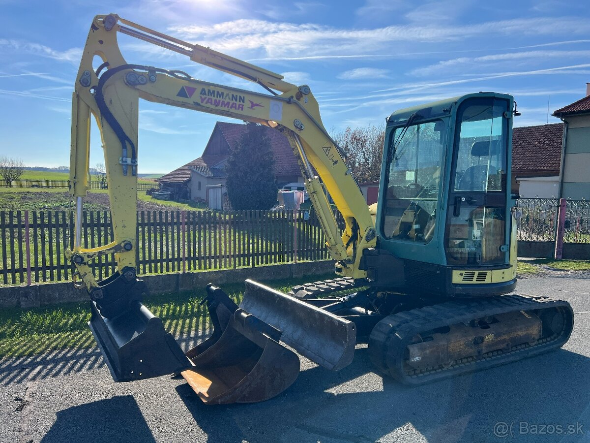 Mini bagr Yanmar VIO 50 bez přesahu zádě