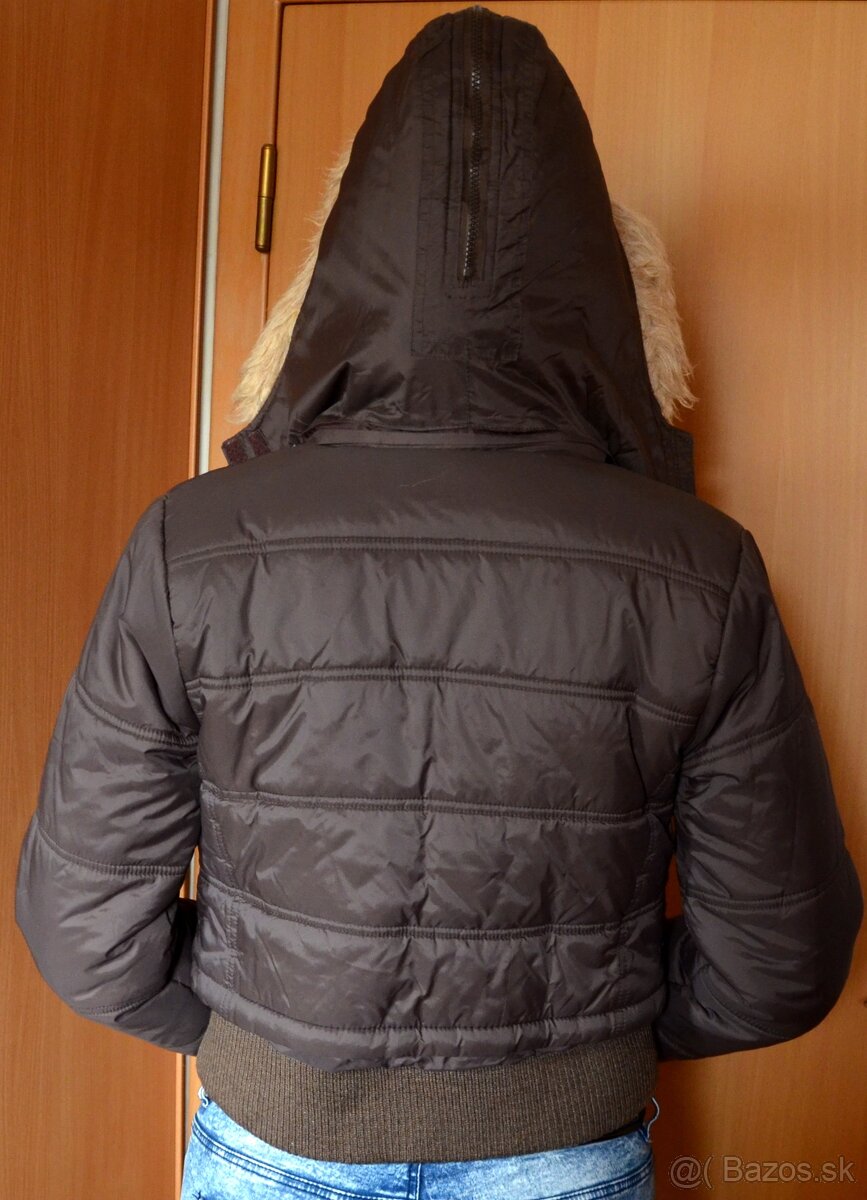 Hnedá zimná bunda
