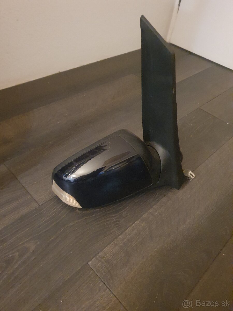 Spatne zrkadlo Ford C max 2