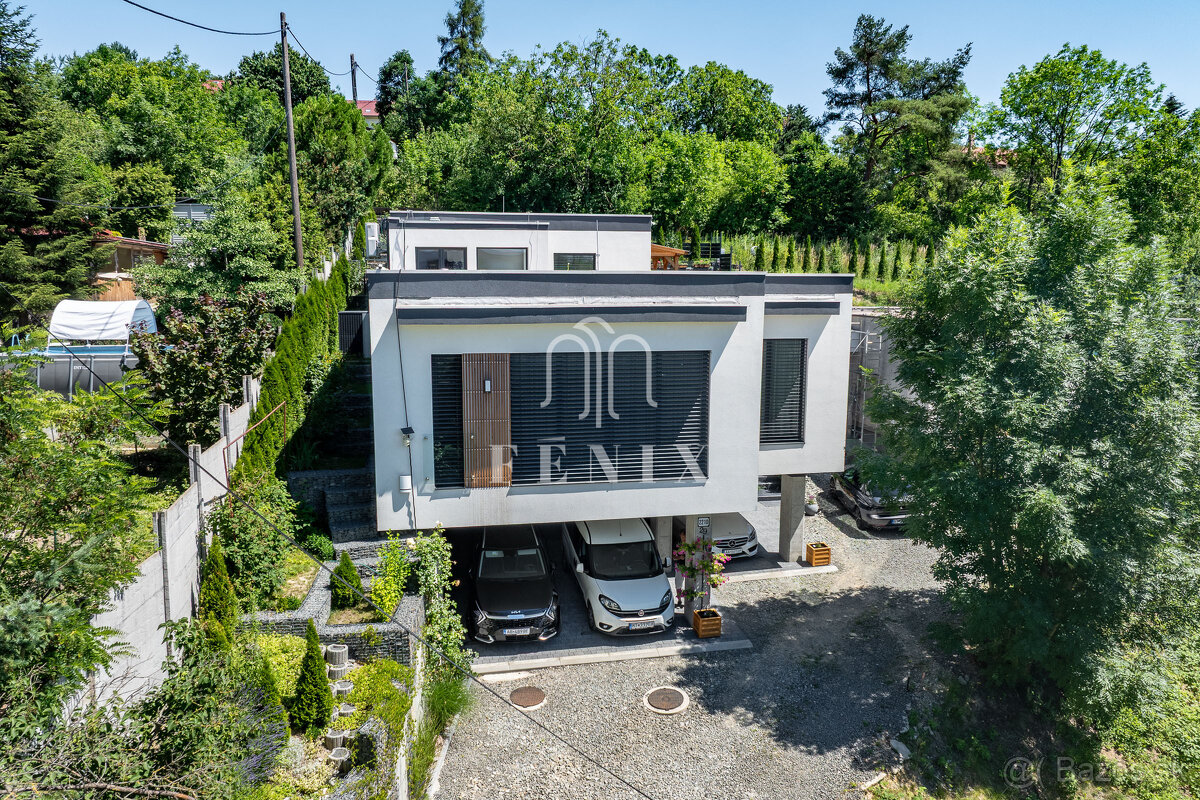 Timeless residence on Stará sečovská road