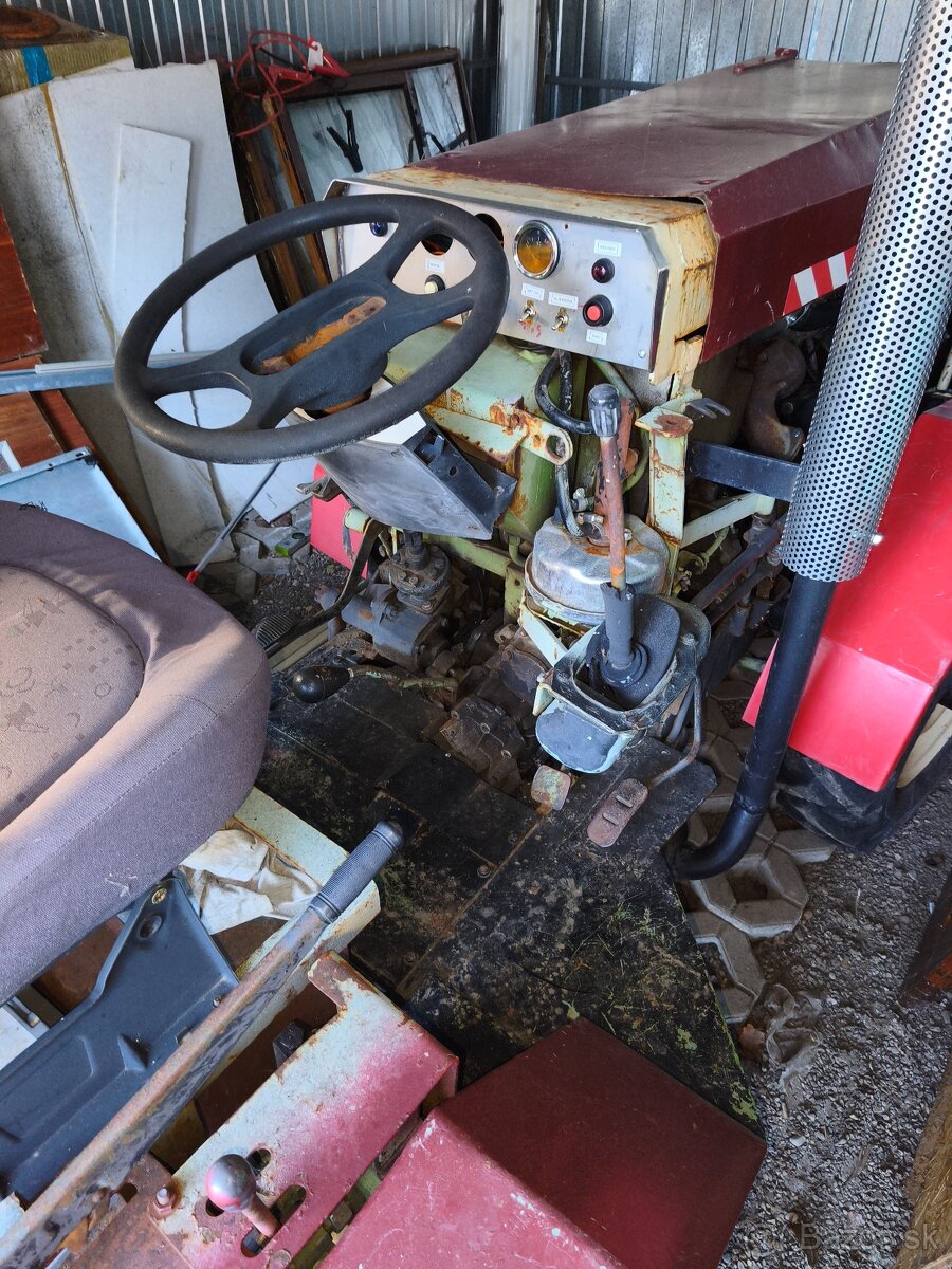 Predám doma robený traktor