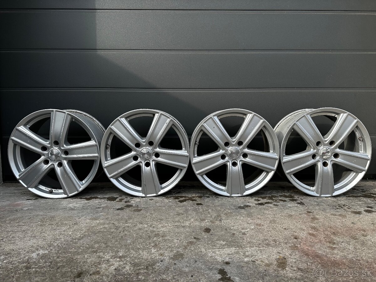 Jeep Grand Cherokee WK2 elektrony R18