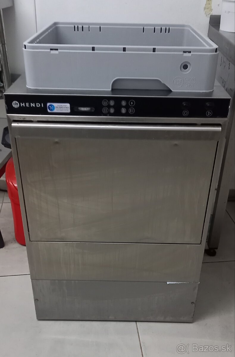 Umývačka riadu HENDI K50 DT DP