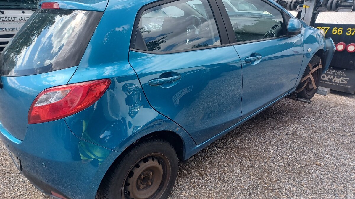 Mazda 2 1.35i rok 2007-13 153.200km