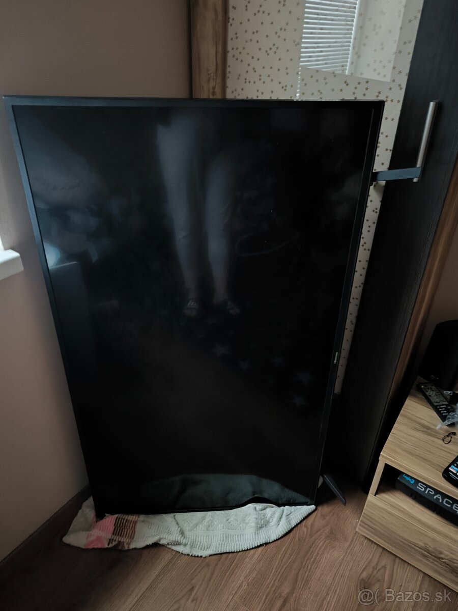 TV Hisense 50" H50B7100 vadná MB, na diely