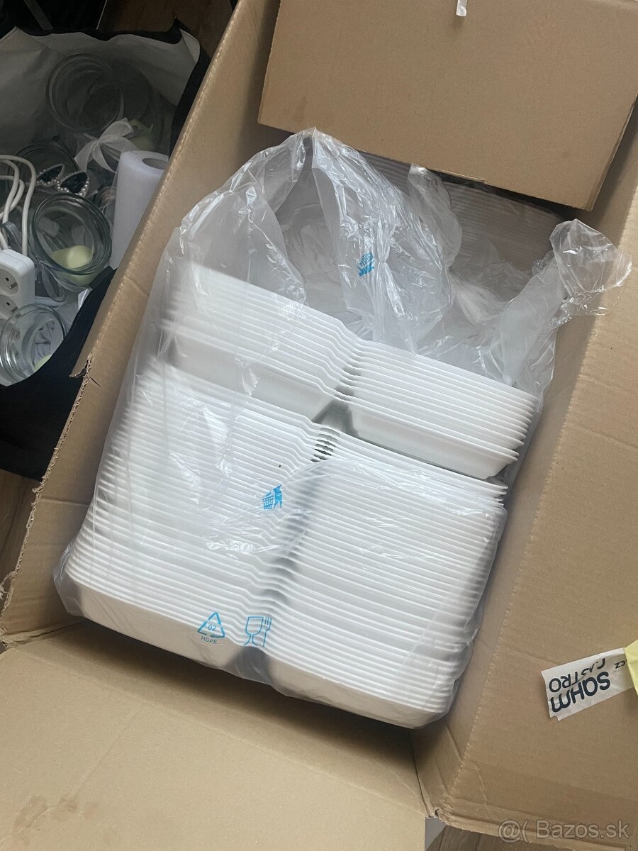 Nosič na zákusky, polystyrénové menuboxy