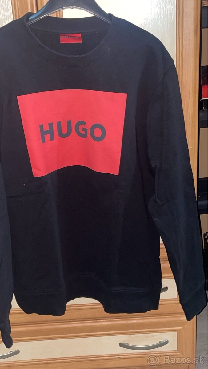 Mikina HUGO