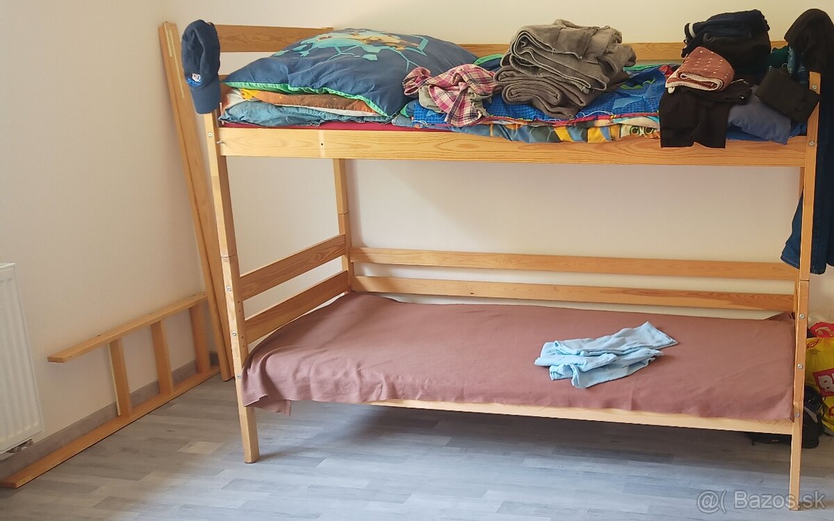 Poschodová postel